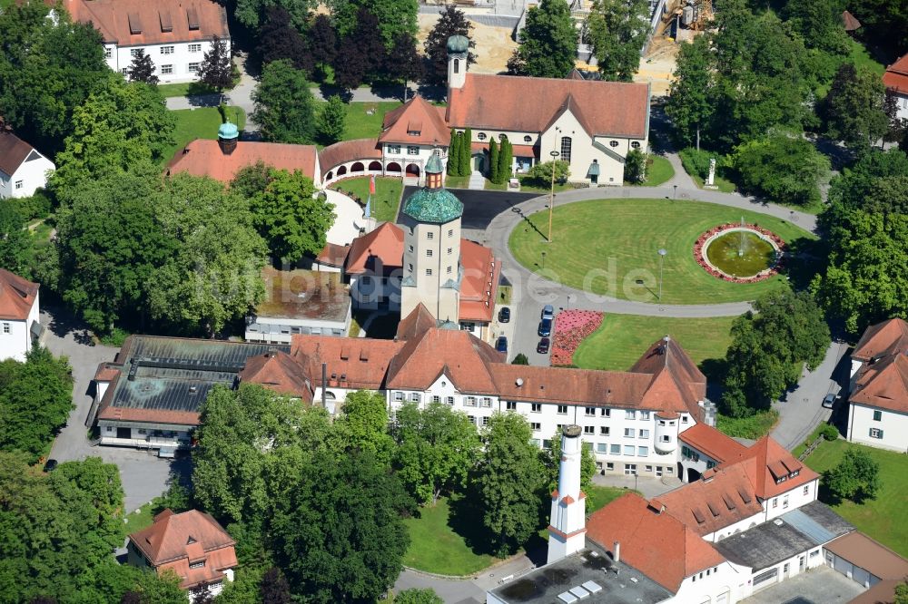 Deggendorf aus der Vogelperspektive: Klinikgelände des Krankenhauses im Ortsteil Mainkofen in Deggendorf im Bundesland Bayern, Deutschland