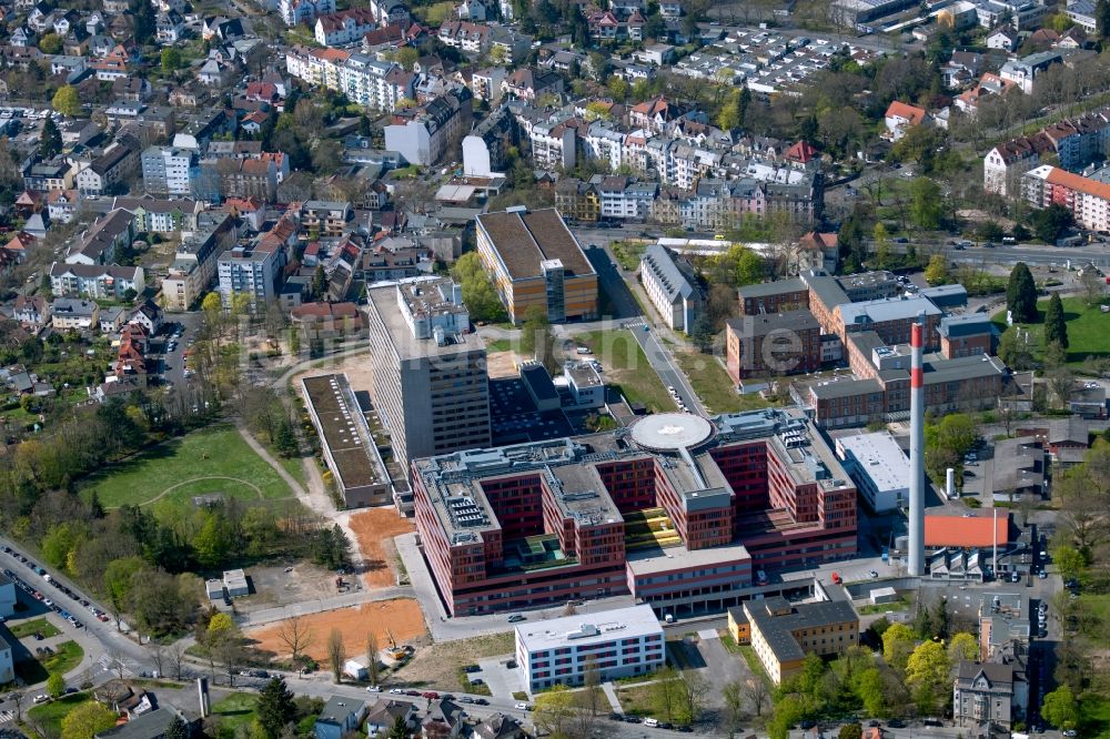 Luftaufnahme Offenbach am Main - Klinikgelände des Krankenhauses Sana-Klinikum in Offenbach am Main im Bundesland Hessen, Deutschland