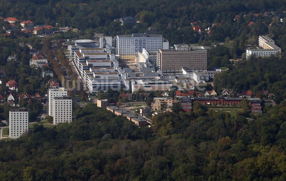 Halle (Saale) von oben - Klinikgelände des Krankenhauses und Universitätsklinikum in Halle (Saale) im Bundesland Sachsen-Anhalt, Deutschland