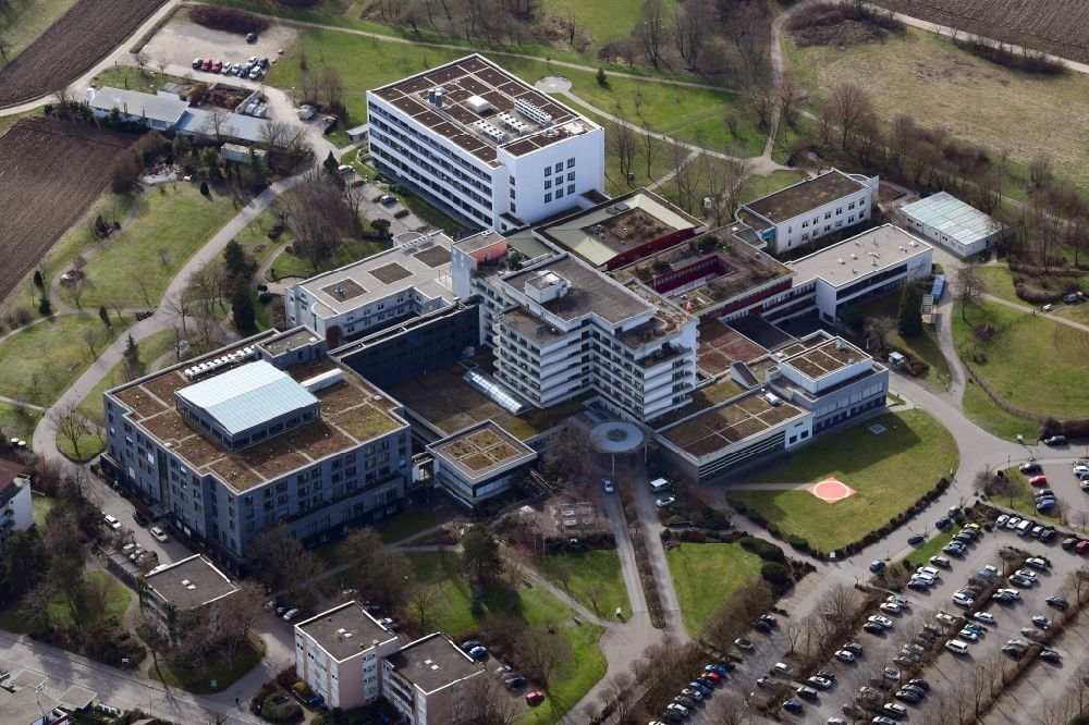Luftaufnahme Bad Krozingen - Klinikgelände des Universitäts-Herzzentrum in Bad Krozingen im Bundesland Baden-Württemberg, Deutschland