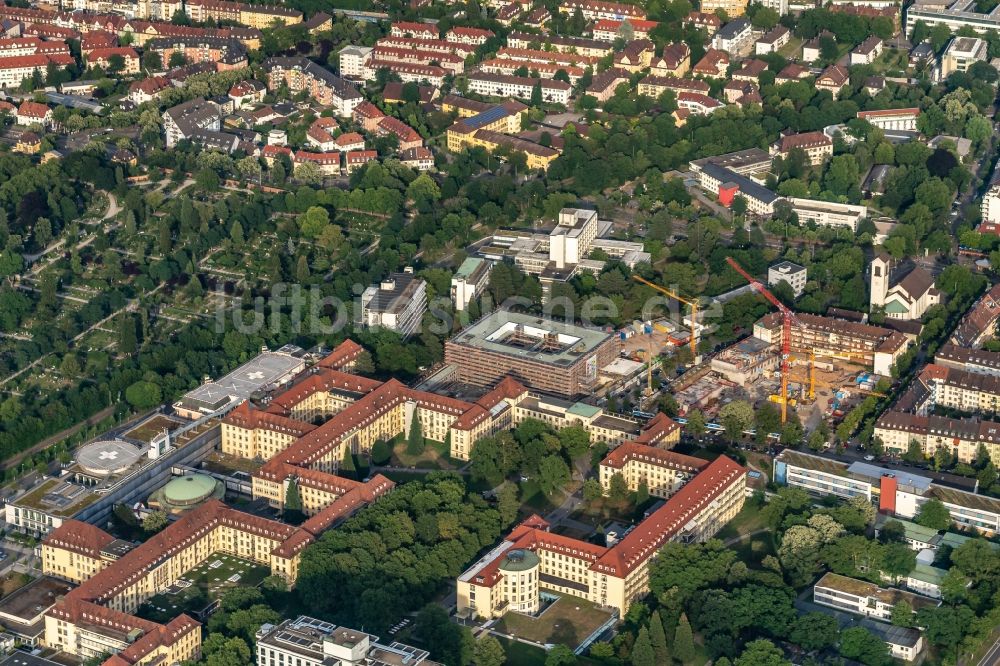 Luftbild Freiburg im Breisgau - Klinikgelände der Universitätsklinik in Freiburg im Breisgau im Bundesland Baden-Württemberg