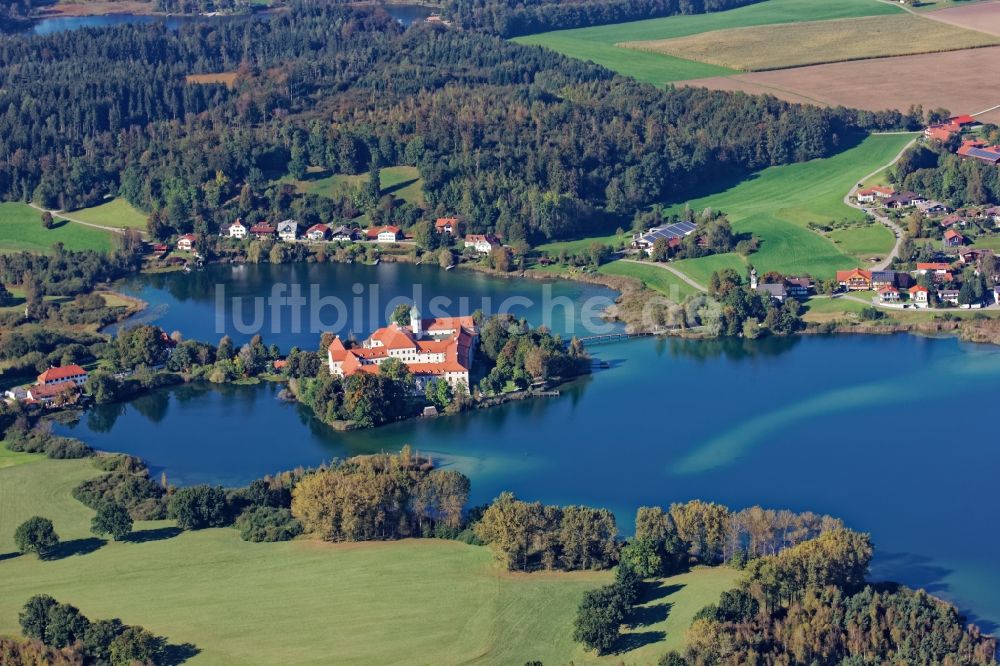 Seeon-Seebruck aus der Vogelperspektive: Kloster Seeon im Bundesland Bayern