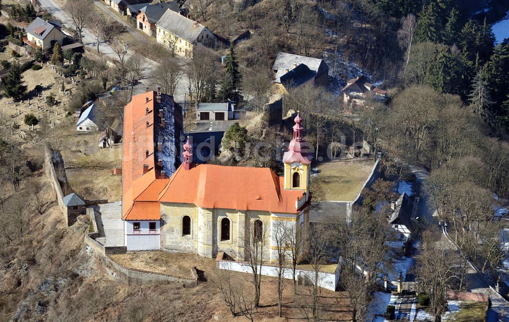 Luftaufnahme Rabstejn nad Strelou / Rabenstein an der Schnelle - Klosterkirche der Jungfrau Maria in Rabstejn nad Strelou / Rabenstein an der Schnelle