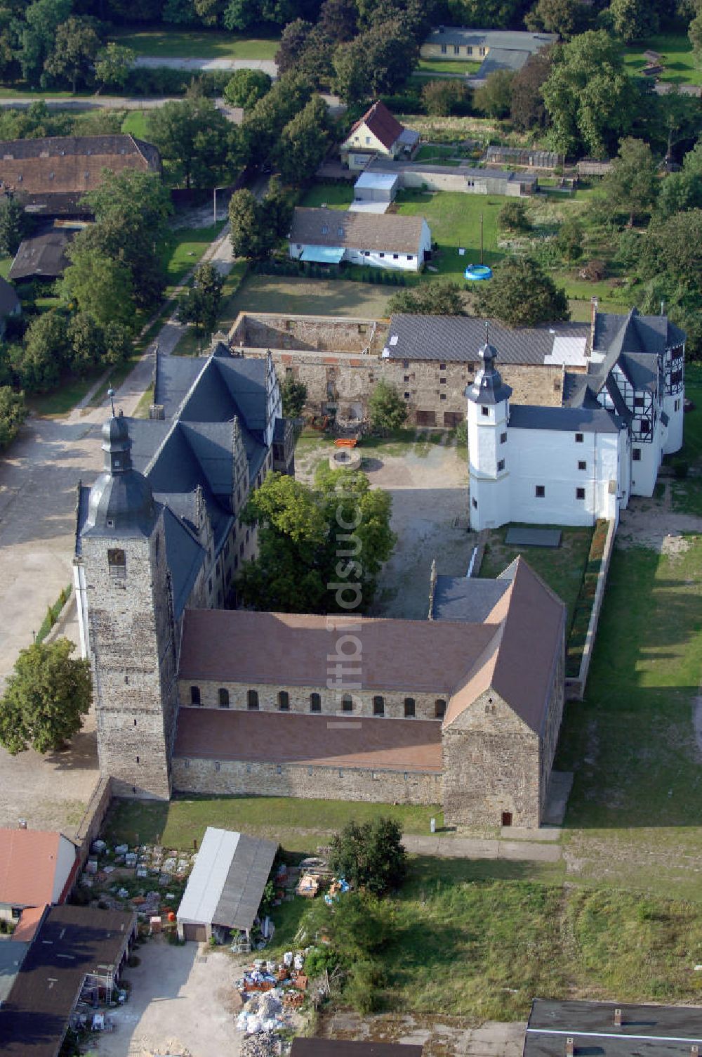 Leitzkau aus der Vogelperspektive: Klosterkirche St.Maria und Schloss Leitzkau
