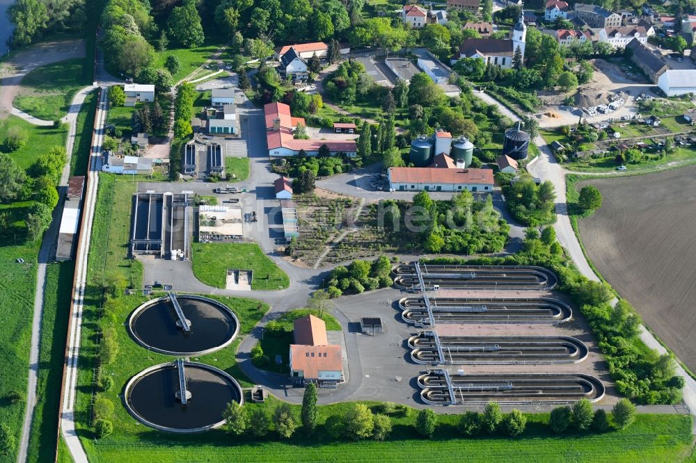Riesa aus der Vogelperspektive: Klärwerk des Zweckverband Abwasserbeseitigung in Riesa im Bundesland Sachsen, Deutschland