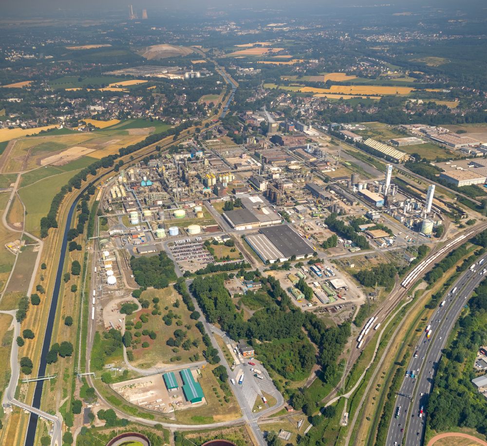 Luftbild Oberhausen - Klärwerks- Becken und Reinigungsstufen der OQ Chemicals Werk Ruhrchemie in Oberhausen im Bundesland Nordrhein-Westfalen, Deutschland