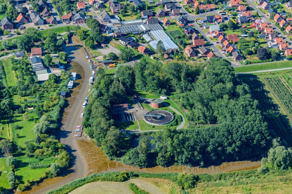 Luftaufnahme Drochtersen - Klärwerks- Becken und Reinigungsstufen Gauensiek in Drochtersen im Bundesland Niedersachsen, Deutschland