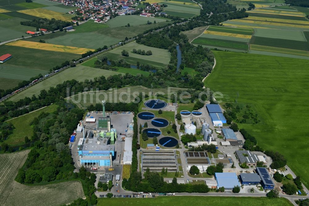 Luftaufnahme Olching - Klärwerks- Becken und Reinigungsstufen und das GfA Abfallheizkraftwerk in Olching im Bundesland Bayern, Deutschland
