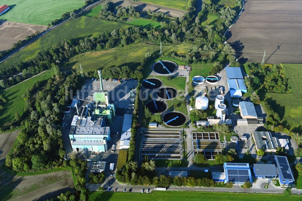 Luftaufnahme Olching - Klärwerks- Becken und Reinigungsstufen und das GfA Abfallheizkraftwerk in Olching im Bundesland Bayern, Deutschland
