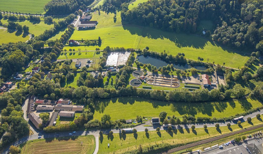 Luftbild Helle - Klärwerks- Becken und Reinigungsstufen in Helle im Bundesland Nordrhein-Westfalen, Deutschland