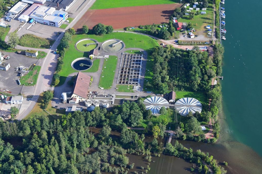 Luftaufnahme Wehr - Klärwerks- Becken und Reinigungsstufen der Kläranlage in Wehr im Bundesland Baden-Württemberg, Deutschland
