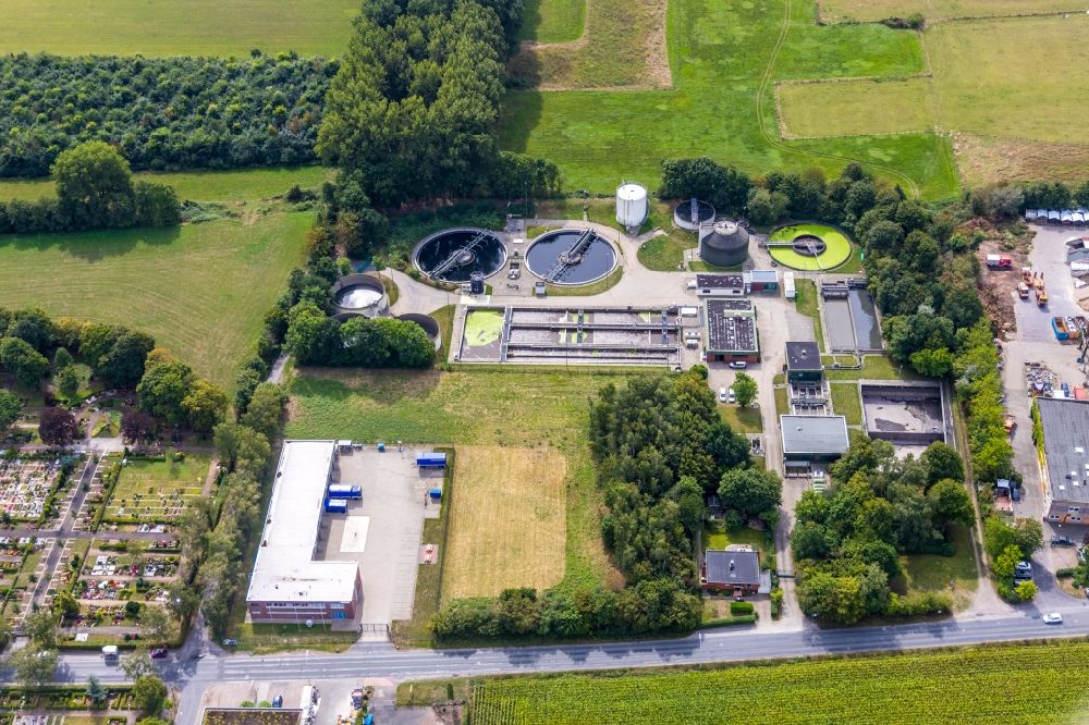 Werne von oben - Klärwerks- Becken und Reinigungsstufen in Werne im Bundesland Nordrhein-Westfalen, Deutschland