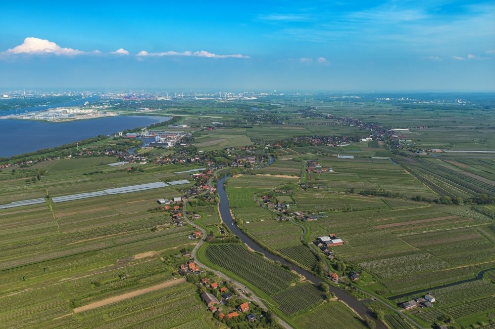 Luftaufnahme Jork - Königreich Hove im Bundesland Niedersachsen, Deutschland