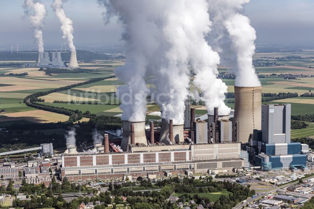 Luftbild Bergheim - Kohle- Kraftwerksanlagen des RWE Power AG Kraftwerk Niederaußem in Bergheim im Bundesland Nordrhein-Westfalen, Deutschland