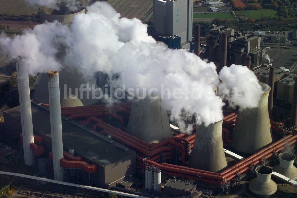 Luftaufnahme Bergheim - Kohle- Kraftwerksanlagen des RWE Power AG Kraftwerk Niederaußem in Bergheim im Bundesland Nordrhein-Westfalen, Deutschland