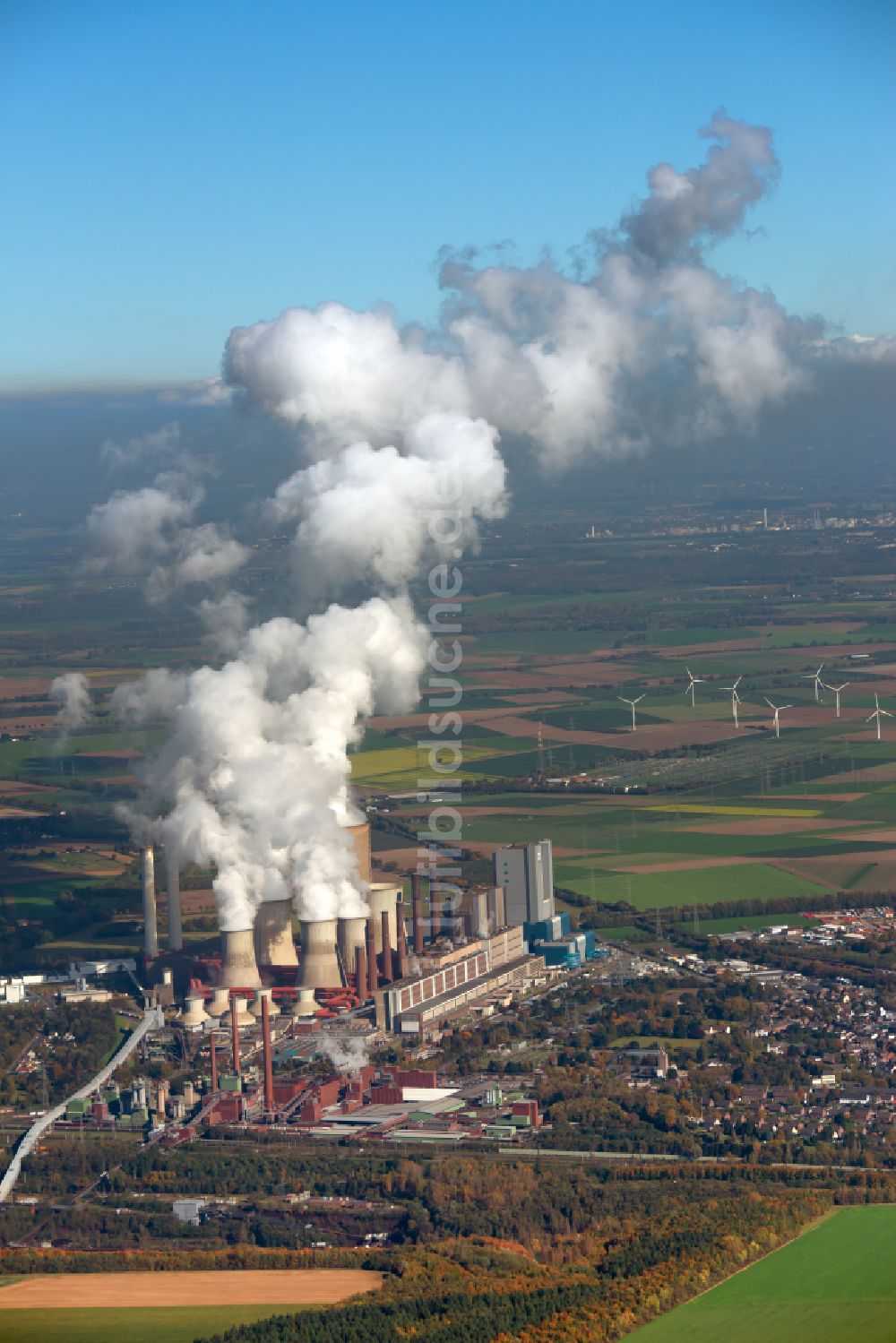Luftbild Niederaußem - Kohle- Kraftwerksanlagen des RWE Power AG Kraftwerk Niederaußem in Bergheim im Bundesland Nordrhein-Westfalen, Deutschland