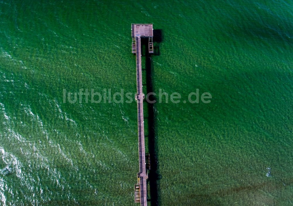 Rerik aus der Vogelperspektive: Konstruktion der Seebrücke über über der Ostsee in Rerik im Bundesland Mecklenburg-Vorpommern, Deutschland