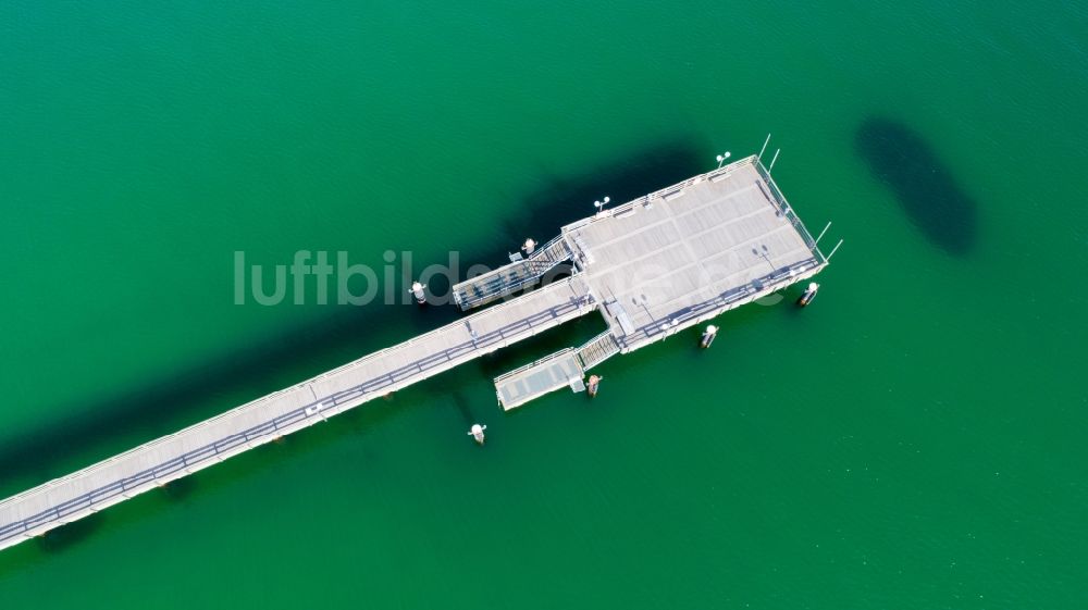 Luftbild Binz - Konstruktion der Seebrücke über die Ostsee in Binz im Bundesland Mecklenburg-Vorpommern, Deutschland