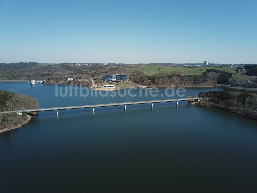Luftbild Zeulenroda-Triebes - Konstruktion der Seebrücke über den Talsperrensee in Zeulenroda-Triebes im Bundesland Thüringen, Deutschland