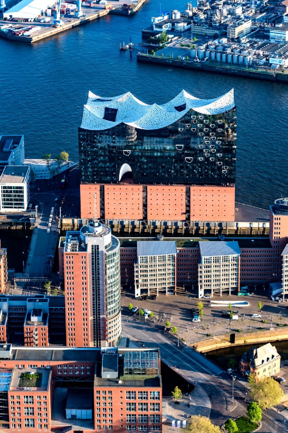 Luftbild Hamburg - Konzerthaus Elbphilharmonie in der Hafencity in Hamburg