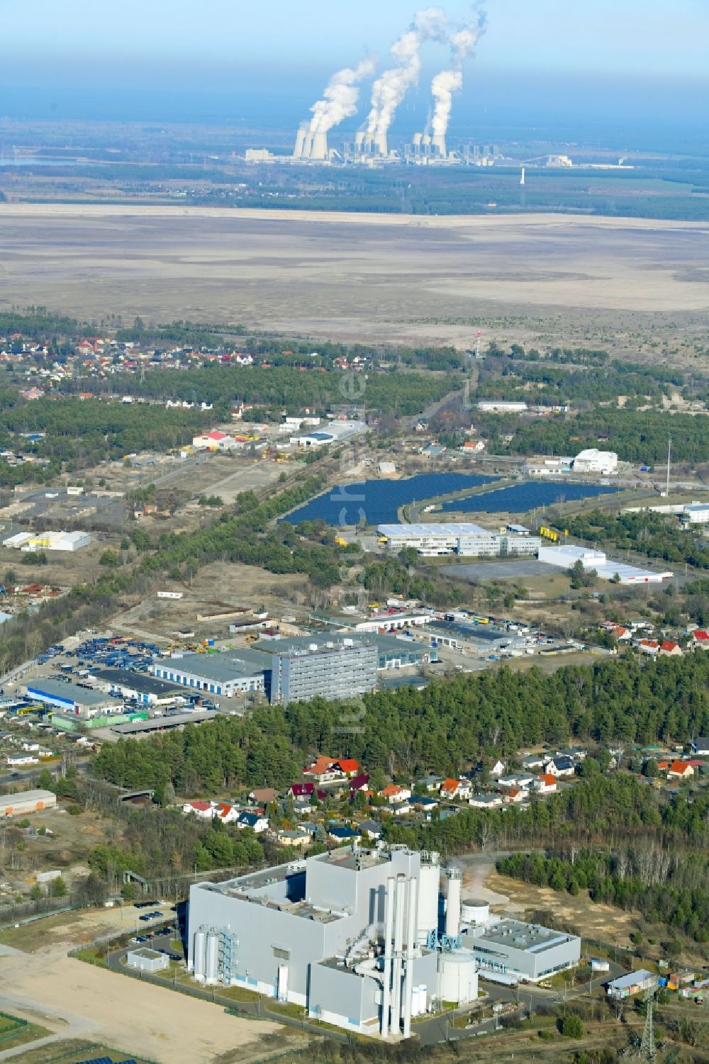 Luftbild Cottbus - Kraftwerksanlagen des Heizkraftwerkes Heizkraftwerk Cottbus im Bundesland Brandenburg, Deutschland