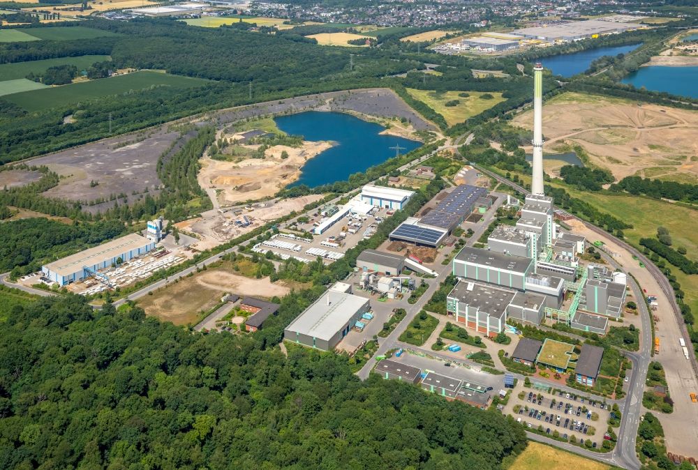 Kamp-Lintfort von oben - Kraftwerksanlagen des Heizkraftwerkes der Müllverbrennungsanlage Abfallentsorgungszentrum Asdonkshof in Kamp-Lintfort im Bundesland Nordrhein-Westfalen, Deutschland
