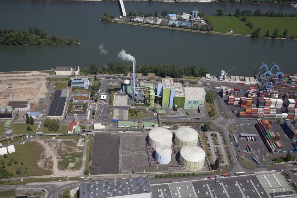 Mainz von oben - Kraftwerksanlagen des Heizkraftwerkes der Müllverbrennungsanlage Müllheizkraftwerk Mainz in Mainz im Bundesland Rheinland-Pfalz, Deutschland