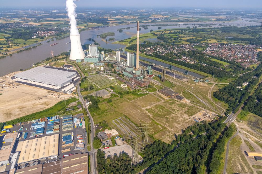Duisburg aus der Vogelperspektive: Kraftwerksanlagen des Heizkraftwerkes STEAG Heizkraftwerk Walsum in Duisburg im Bundesland Nordrhein-Westfalen, Deutschland
