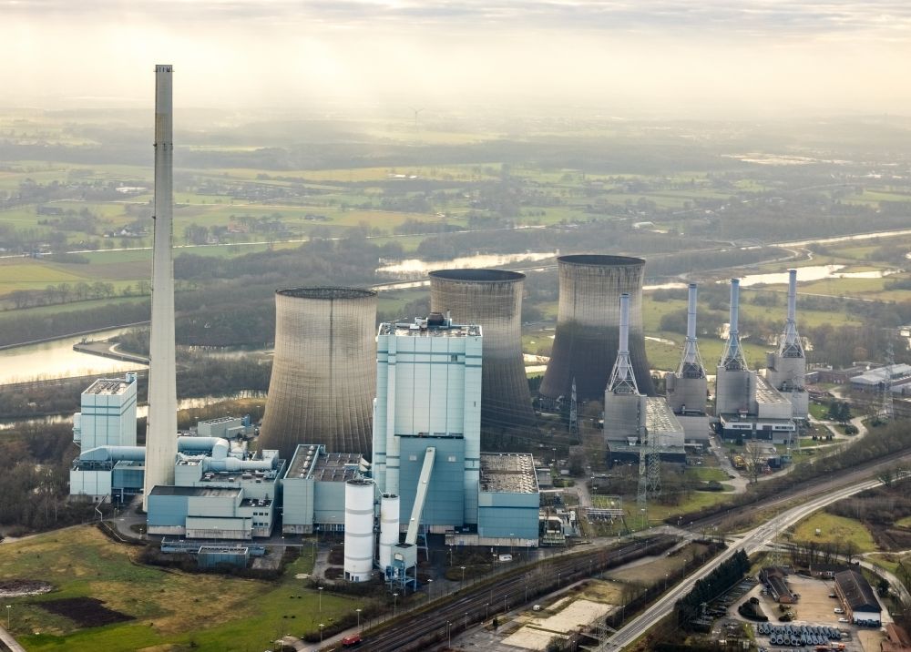 Luftbild Werne - Kraftwerksanlagen des Kohle- Heizkraftwerkes RWE Power AG Kraftwerk Gersteinwerk