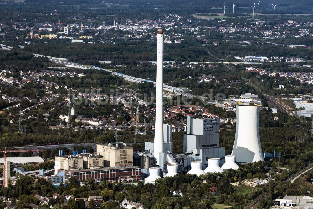 Herne von oben - Kraftwerksanlagen des Steinkohle- Heizkraftwerkes Shamrock auf dem Gelände der ehemaligen Zeche Shamrock im Ortsteil Wanne-Eickel in Herne im Bundesland Nordrhein-Westfalen