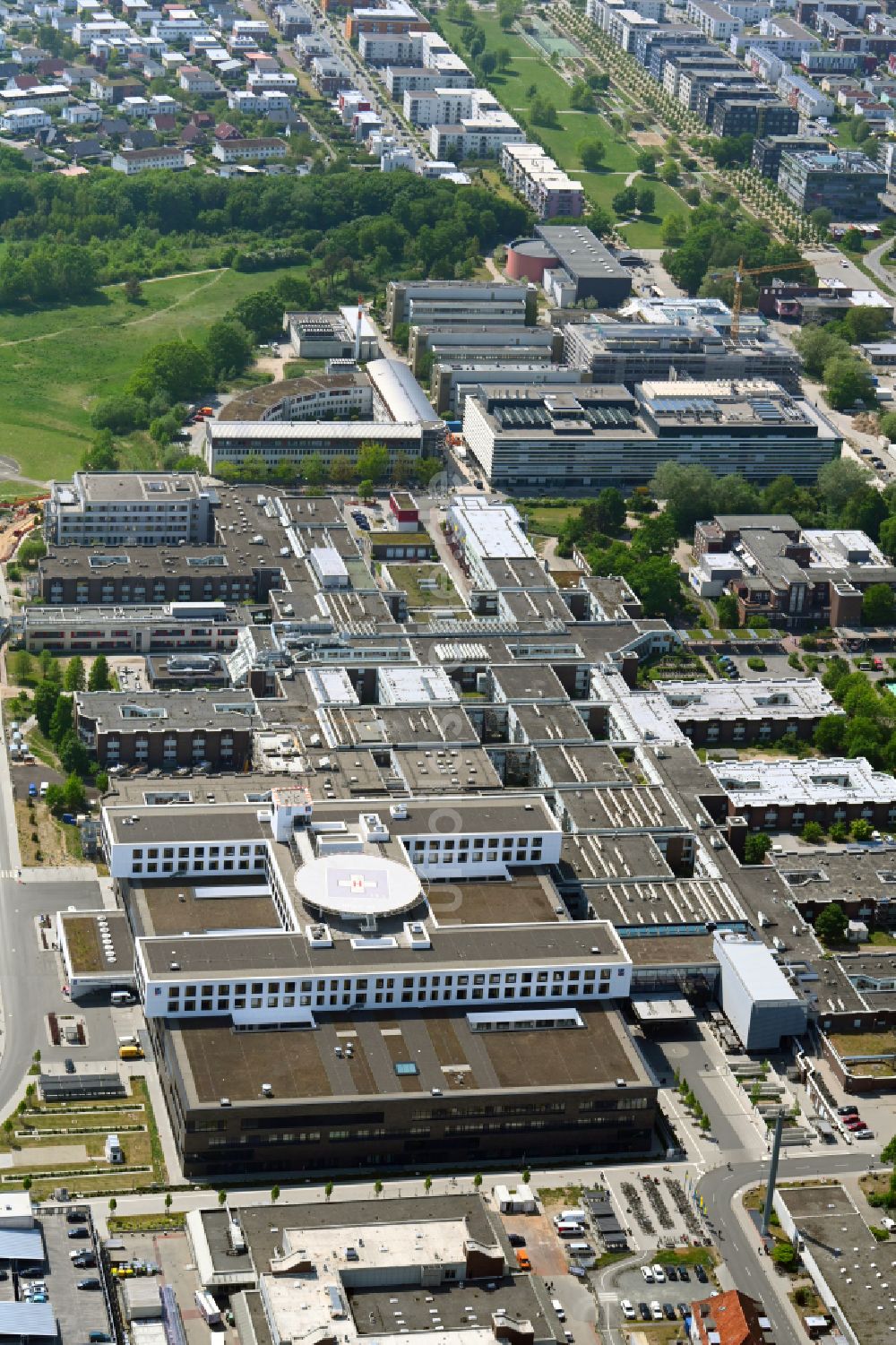 Luftbild Lübeck - Krankenhaus UKSH Universitätsklinikum Schleswig-Holstein im Ortsteil St. Jürgen in Lübeck im Bundesland Schleswig-Holstein, Deutschland