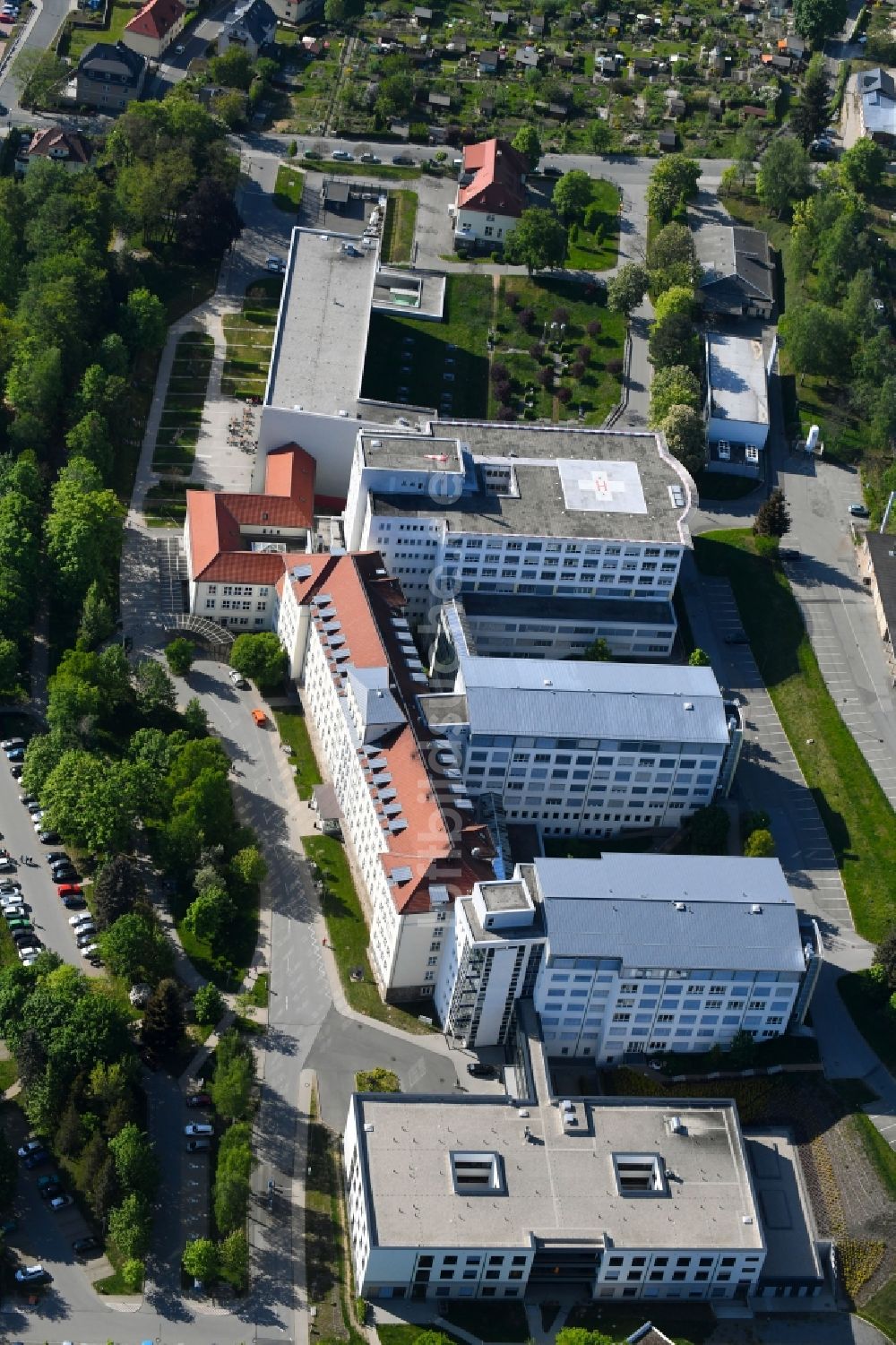 Luftbild Aue - Krankenhauses Helios Klinikum in Aue im Bundesland Sachsen, Deutschland