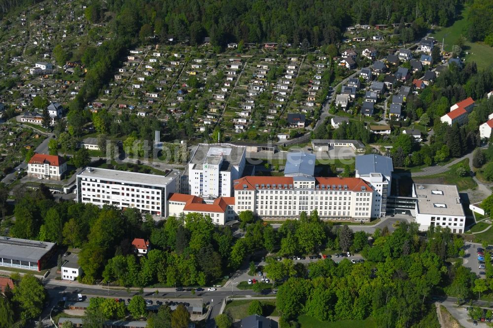 Aue aus der Vogelperspektive: Krankenhauses Helios Klinikum in Aue im Bundesland Sachsen, Deutschland