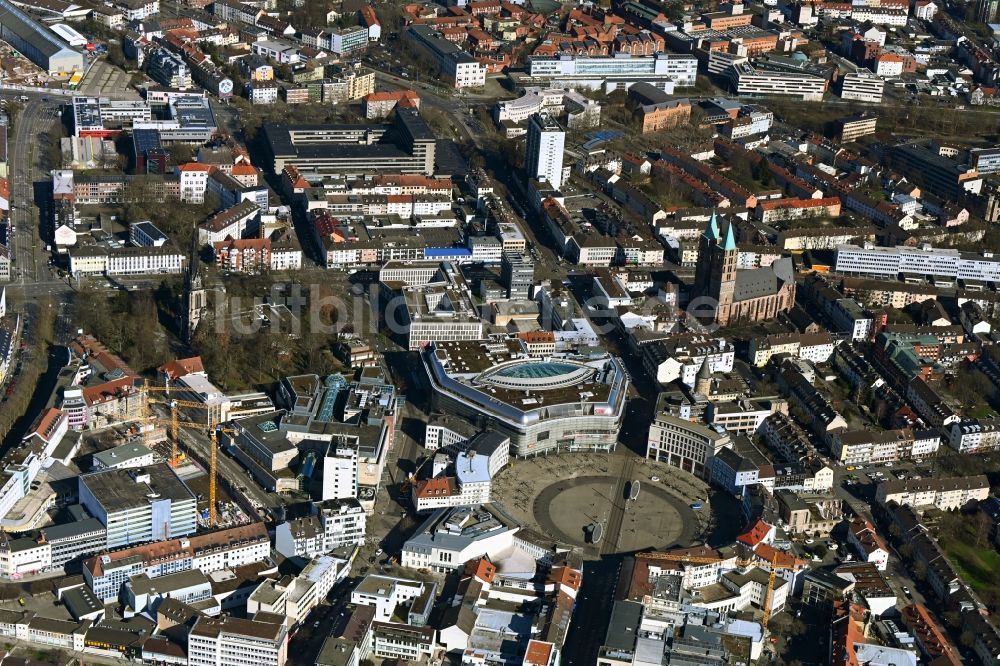 Luftbild Kassel - Kreis- runde Fläche - Königsplatz in Kassel im Bundesland Hessen, Deutschland