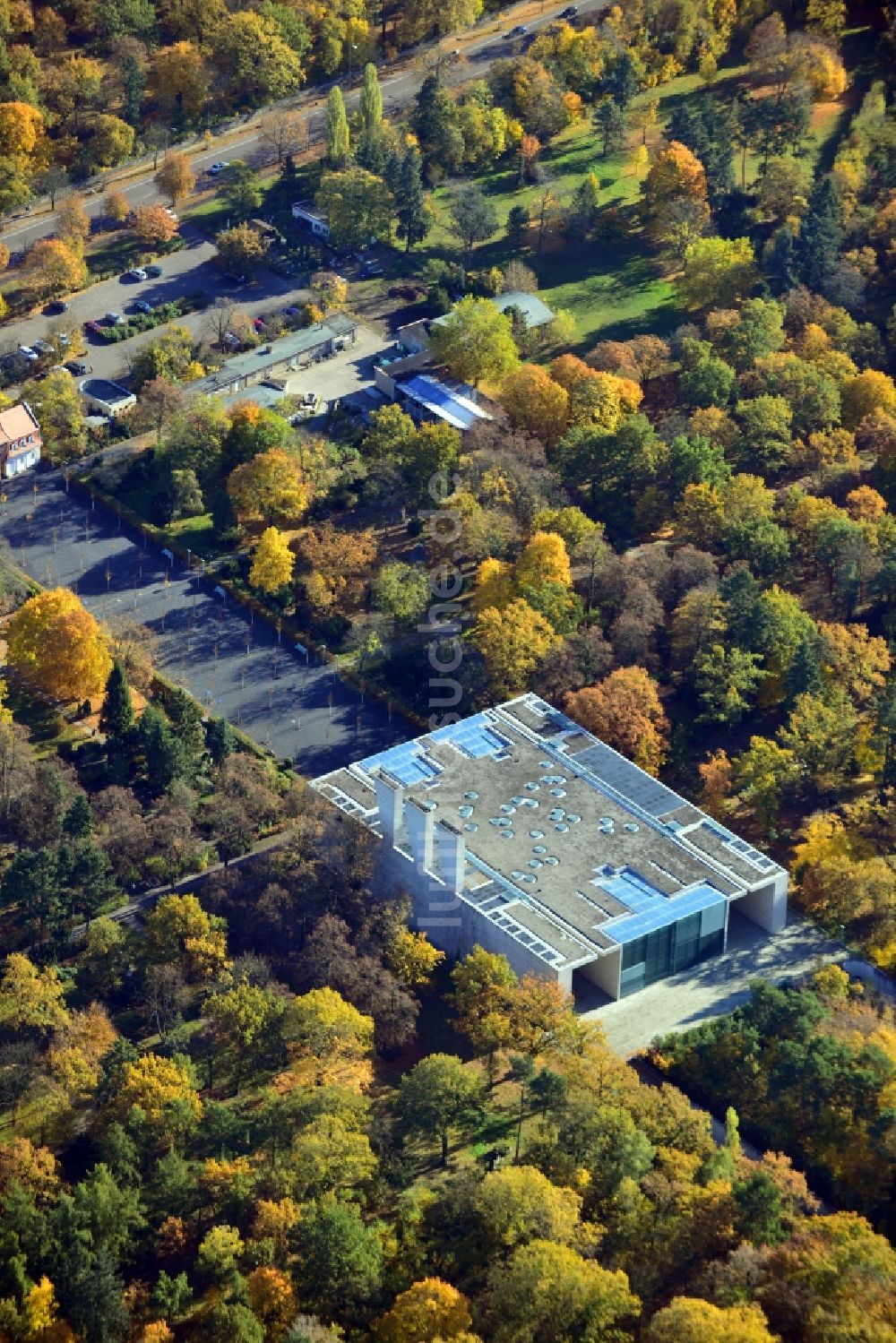 Luftaufnahme Berlin - Krematorium Baumschulenweg in Berlin