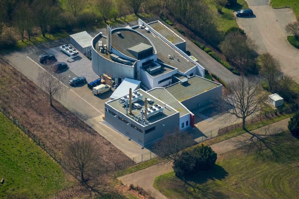 Luftaufnahme Hamm - Krematorium der Krematorium Hamm GmbH auf dem Gelände des Friedhofes im Ortsteil Wiescherhöfen in Hamm im Bundesland Nordrhein-Westfalen