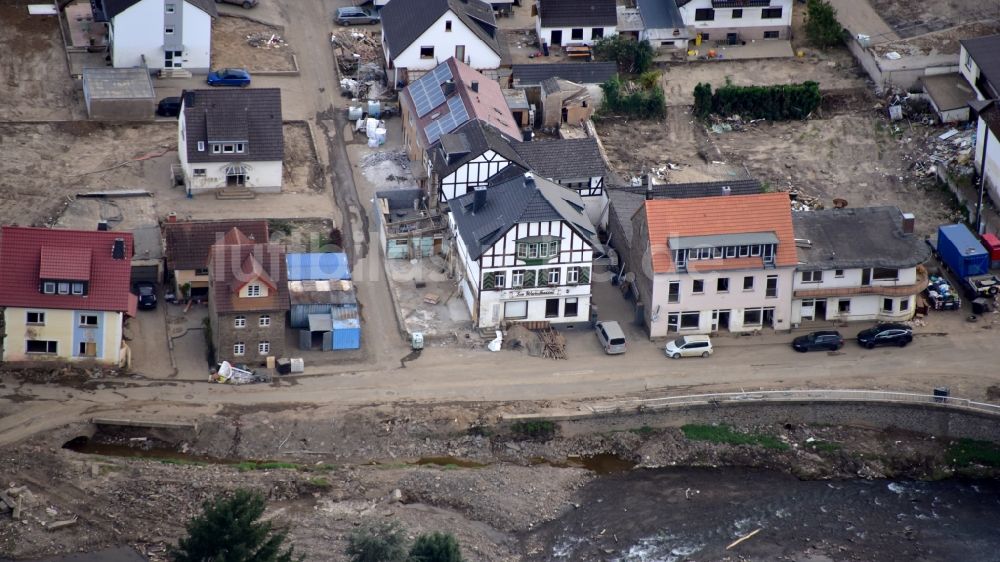 Luftbild Altenahr - Kreuzberg (Ahr) nach der Hochwasserkatastrophe diesen Jahres im Bundesland Rheinland-Pfalz, Deutschland