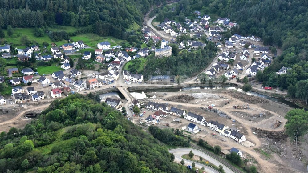 Altenahr von oben - Kreuzberg nach der Hochwasserkatastrophe diesen Jahres im Bundesland Rheinland-Pfalz, Deutschland