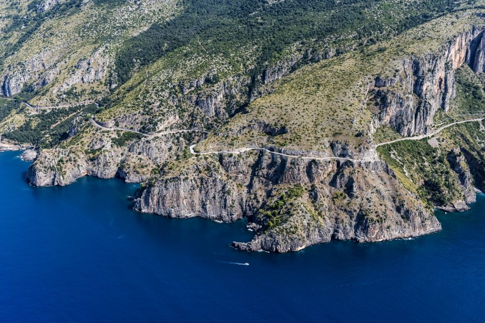 Luftbild Scario - Küste am Mittelmeer in Scario in der Provinz Kampanien in Italien