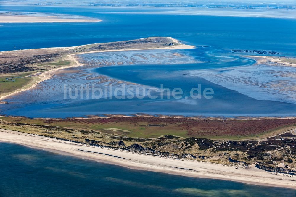 Luftaufnahme List - Küsten- Landschaft der Nordsee- Insel Sylt im Ortsteil Ellenbogen in List im Bundesland Schleswig-Holstein, Deutschland
