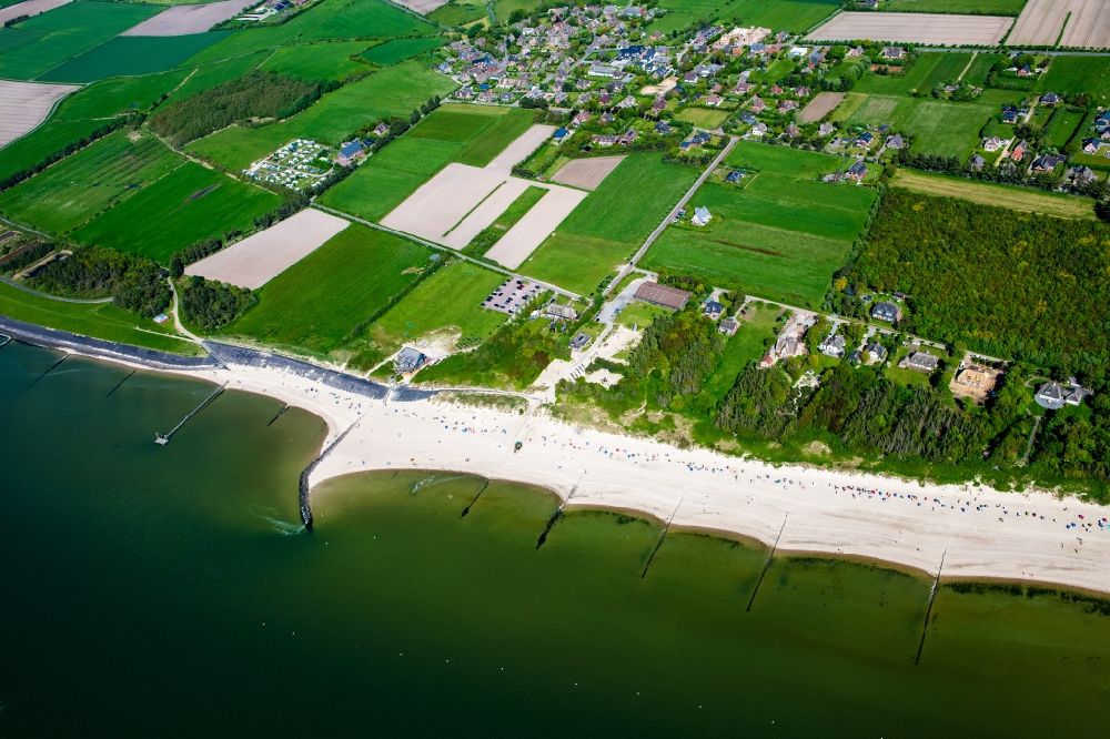 Luftbild Utersum - Küsten- Landschaft am Sandstrand der Nordsee in Utersum im Bundesland Schleswig-Holstein