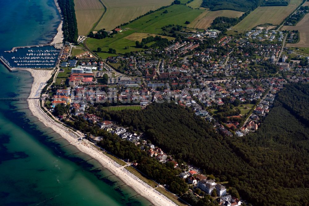 Luftbild Kühlungsborn - Küsten- Landschaft am Sandstrand der Ostsee in Kühlungsborn im Bundesland Mecklenburg-Vorpommern, Deutschland