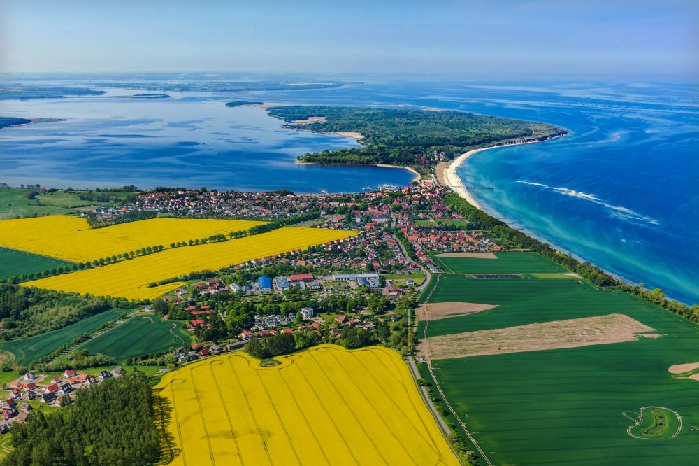 Rerik von oben - Küsten- Landschaft am Sandstrand der Ostsee in Rerik im Bundesland Mecklenburg-Vorpommern, Deutschland