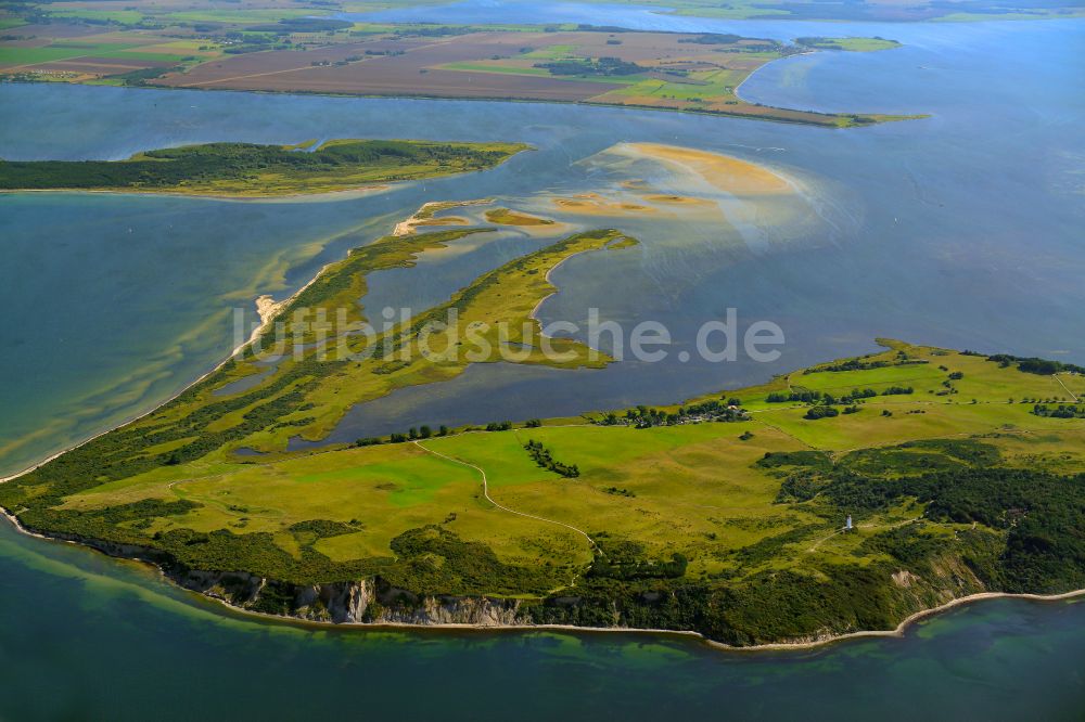 Insel Hiddensee von oben - Küsten- Landschaft an der Steilküste der Insel Hiddensee im Bundesland Mecklenburg-Vorpommern