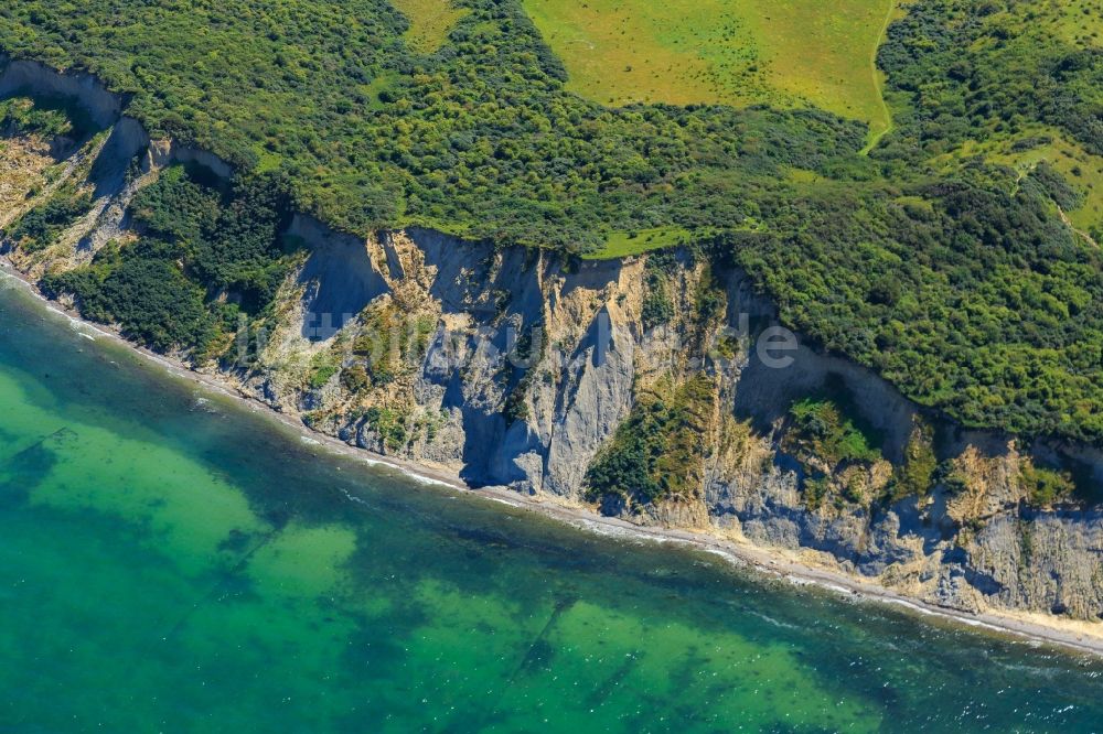 Luftaufnahme Insel Hiddensee - Küsten- Landschaft an der Steilküste der Ostsee auf der Insel Hiddensee im Bundesland Mecklenburg-Vorpommern, Deutschland
