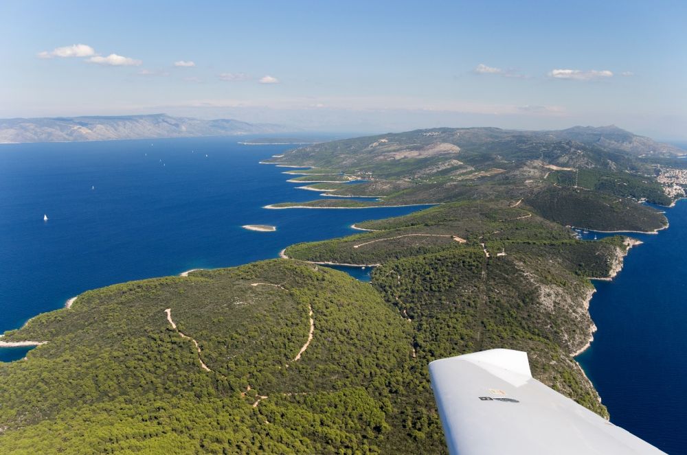 Luftaufnahme Hvar - Küstenbereich der Insel Hvar in Hvar in Kroatien