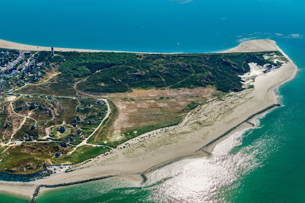 Luftaufnahme Hörnum (Sylt) - Küstenbereich der Nordsee - Insel in Hörnum ( Sylt ) im Bundesland Schleswig-Holstein