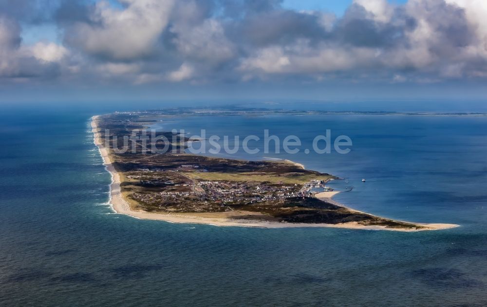 Hörnum (Sylt) aus der Vogelperspektive: Küstenbereich der Nordsee - Insel in Hörnum ( Sylt ) im Bundesland Schleswig-Holstein
