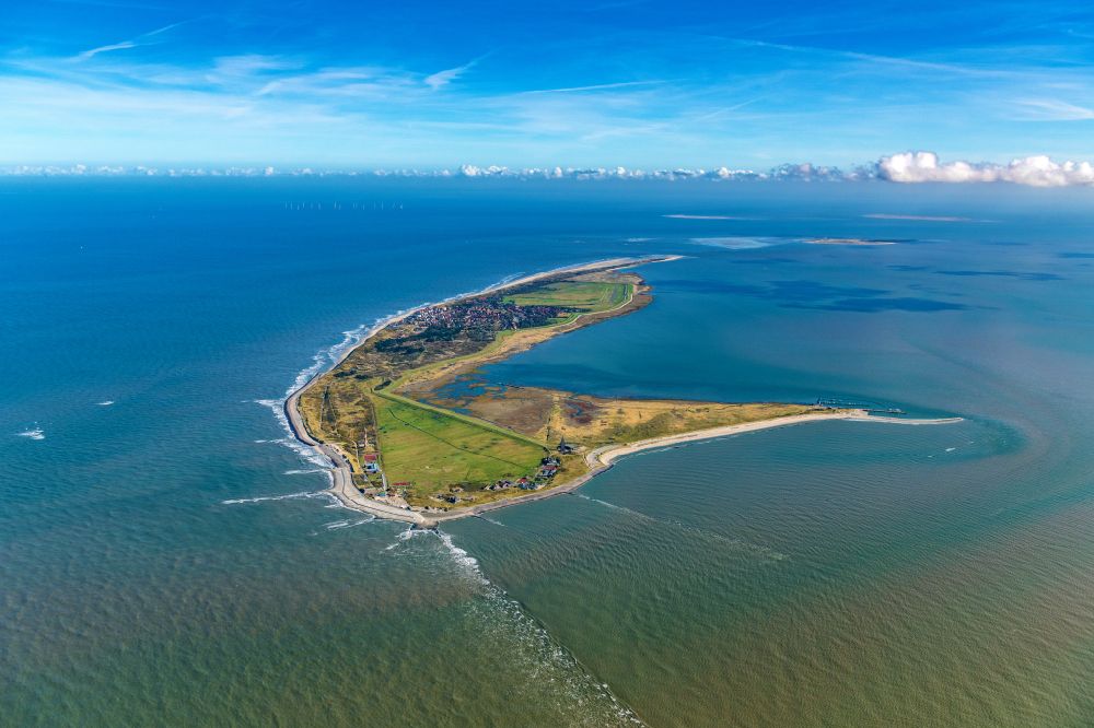 Luftaufnahme Wangerooge - Küstenbereich der Nordsee - Insel - Insel in Wangerooge im Bundesland Niedersachsen, Deutschland
