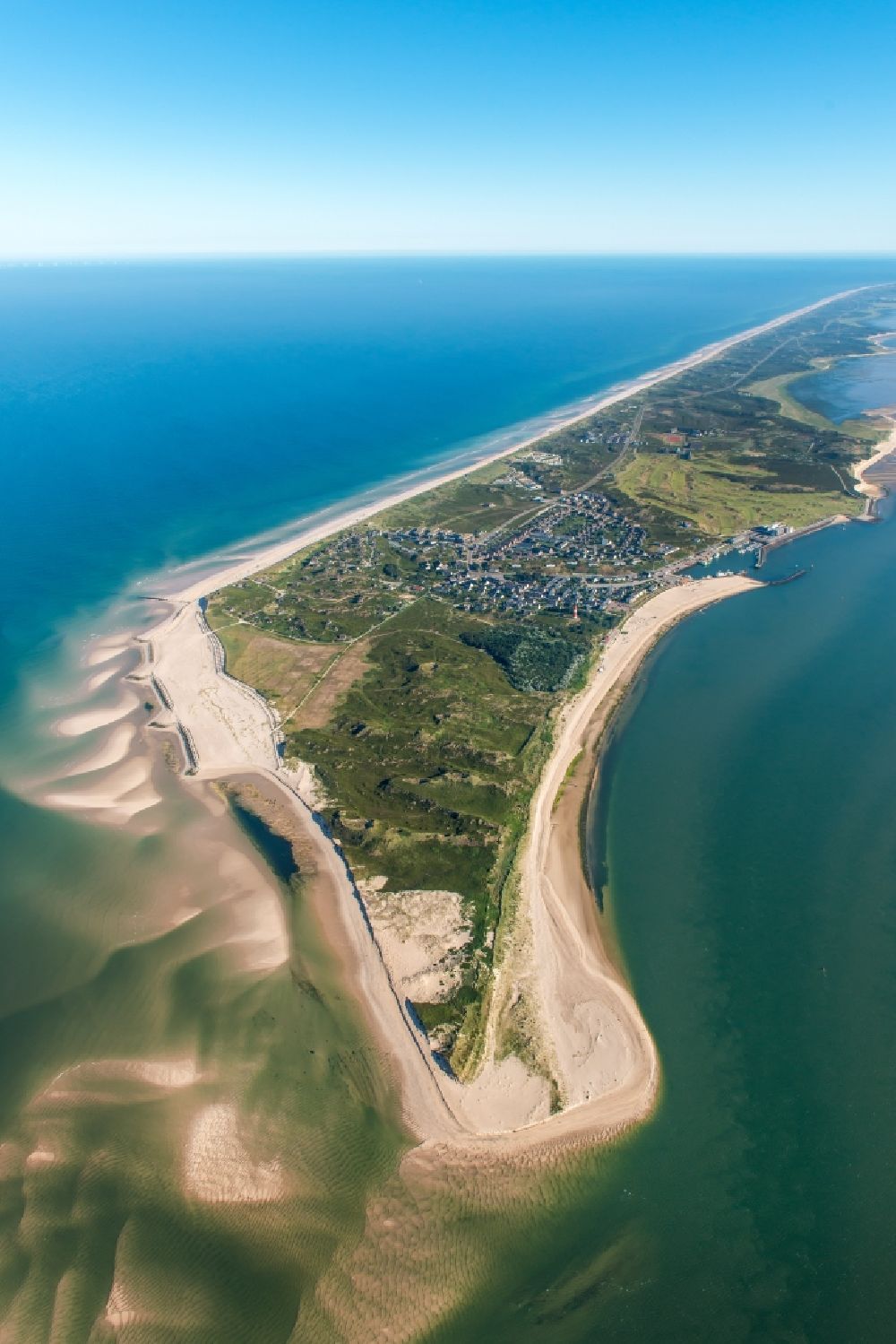 Luftaufnahme List - Küstenbereich der Nordsee - Insel in List im Bundesland Schleswig-Holstein